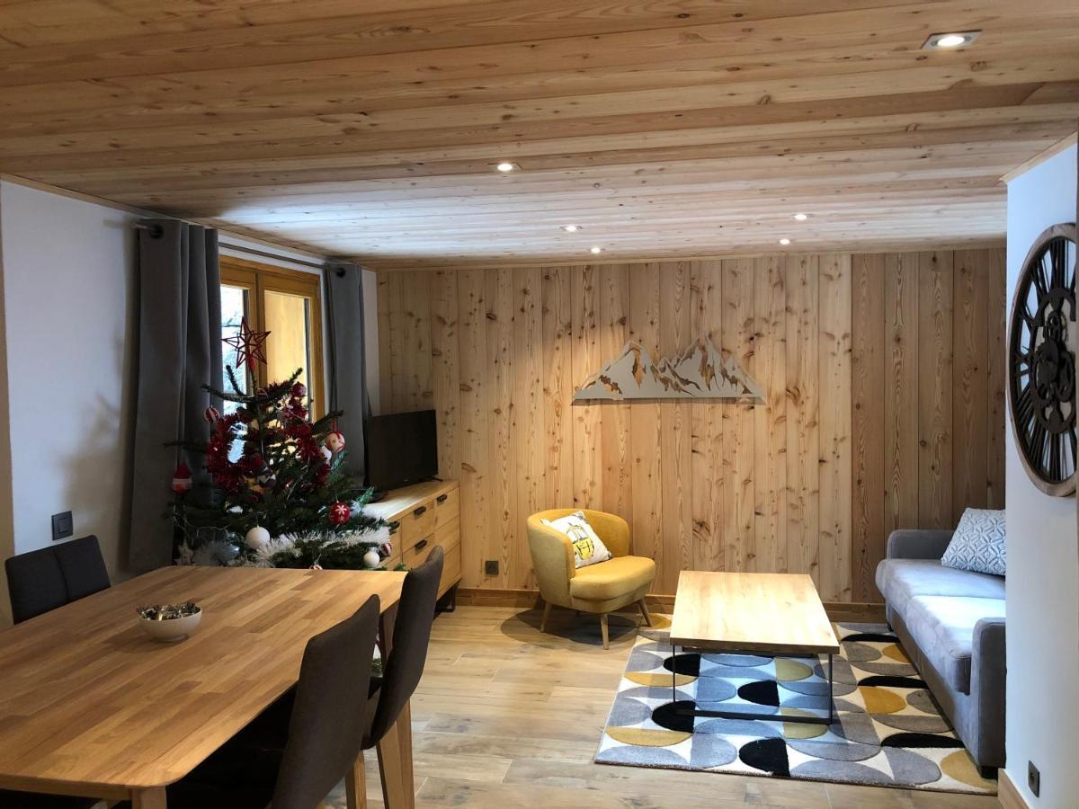 Les Allues Magnifique Appartement Neuf De 60M2 Meribel Centre מראה חיצוני תמונה